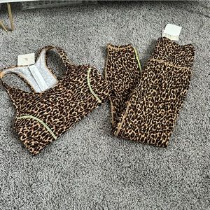 Fabletics set (S & XS)